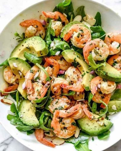 Salade à l’avocat et au crabe
